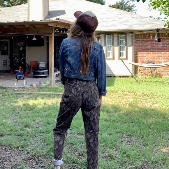 90s faux snakeskin jeans - Picture 4 of 8